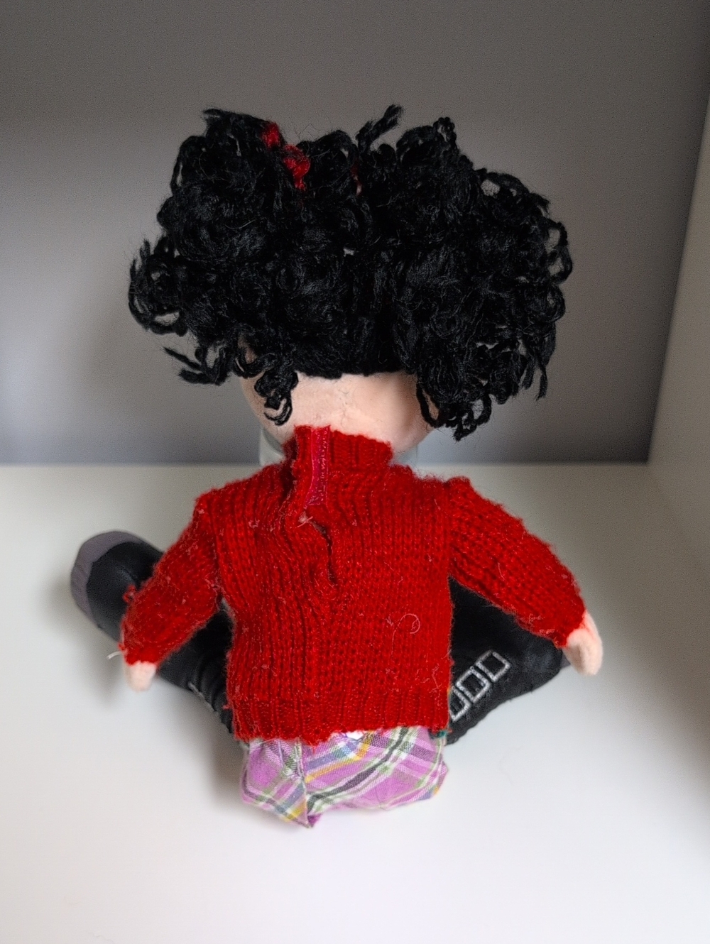 💜2/$20💜 Groovy Girls Verity Vintage Collectible Plush Doll Black And Red Hair - Picture 2 of 3